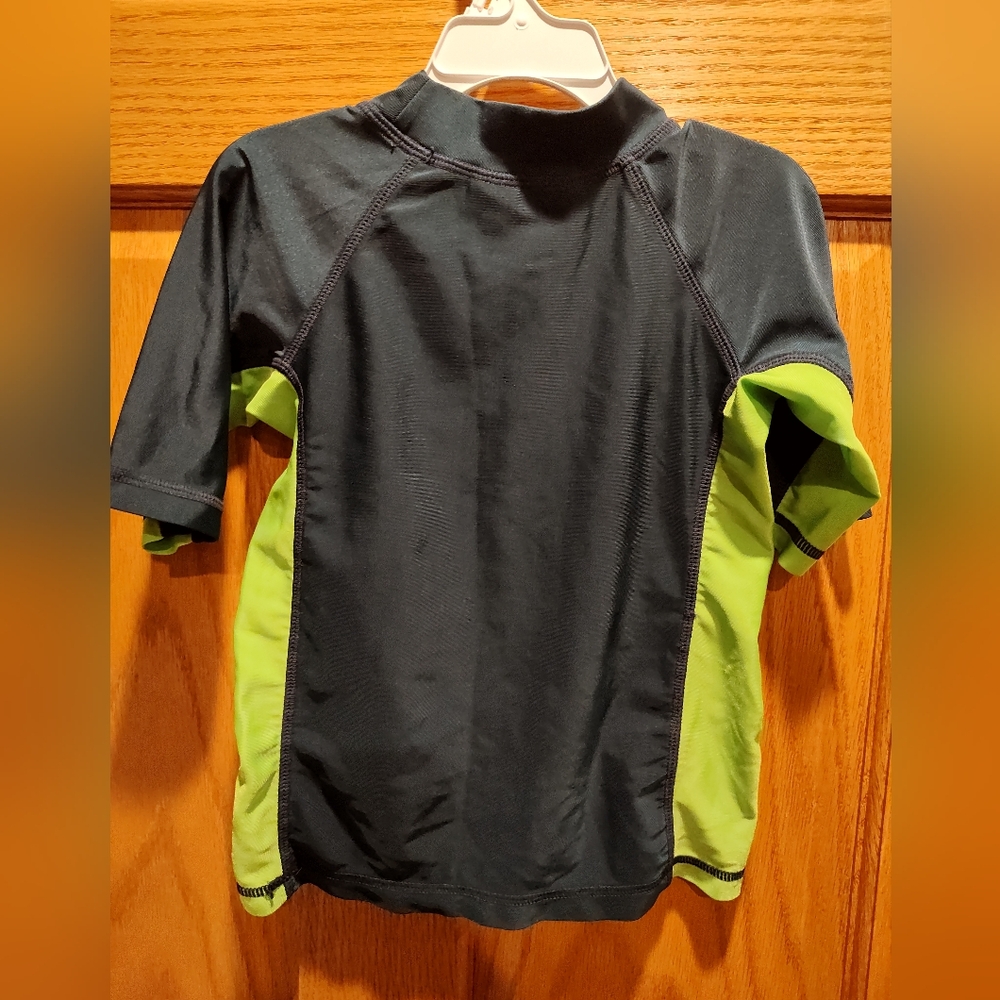 Kanu Navy/Green Rash Guard - Picture 4 of 4